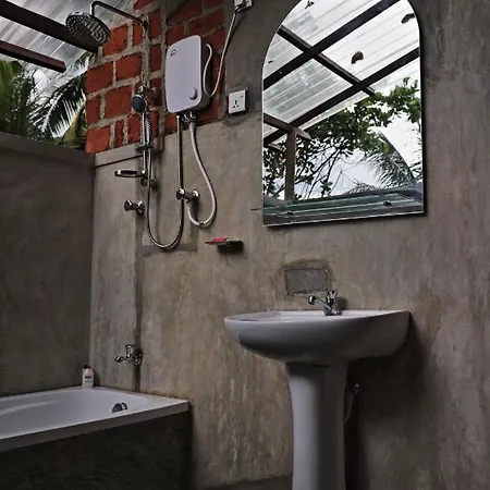 The Hideaway Guest House Kurunegala Exterior photo